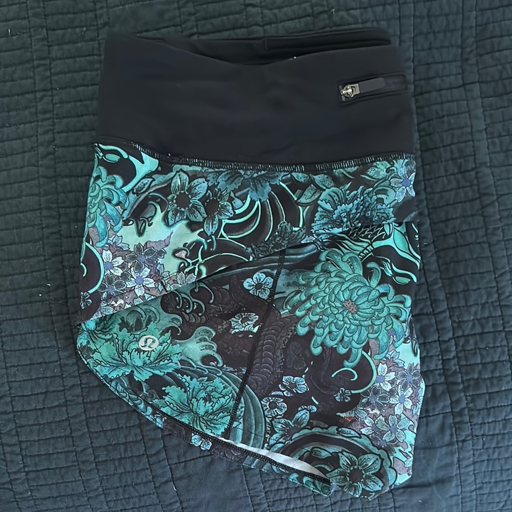 lululemon shorts MATCHING BRA AVAILABLE